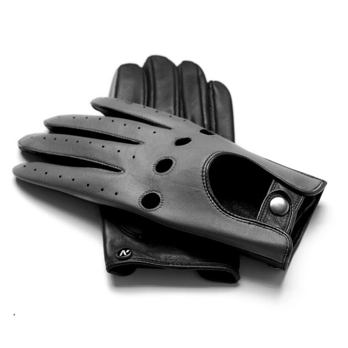 Perfect grey gloves for drivers