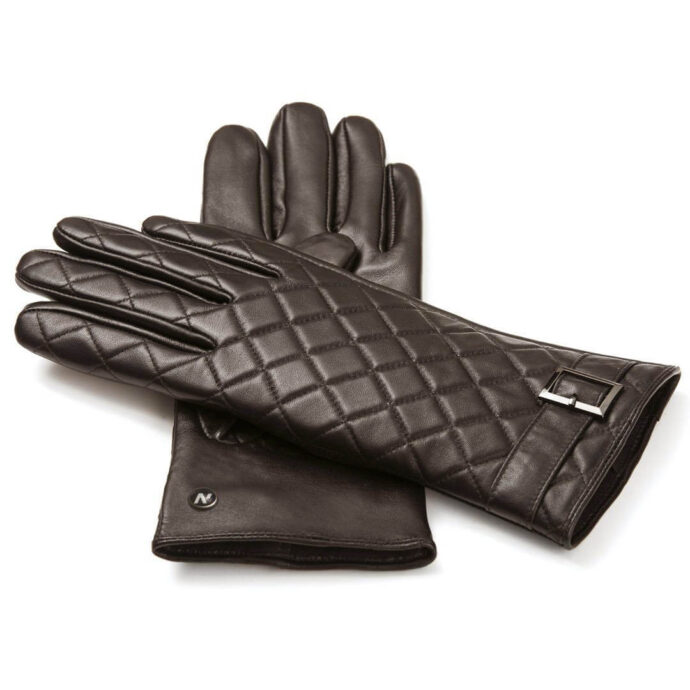 Stylish brown gloves for her