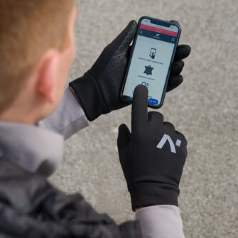 Use your mobile phone with your napo gloves on