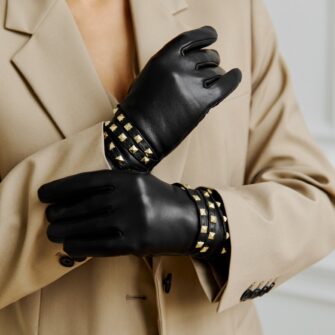 studded gloves