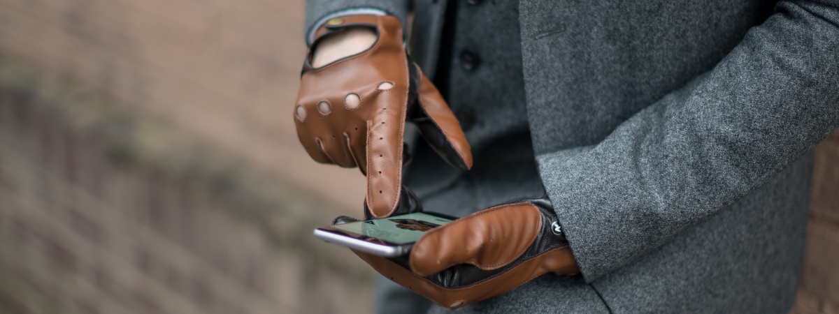 light brown car smartphone gloves